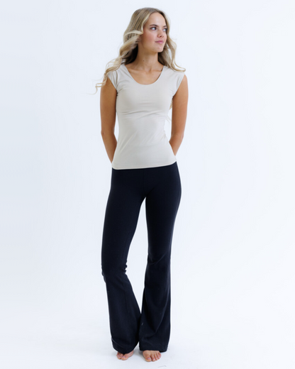 Women's Essential Scoop-Neck Tee