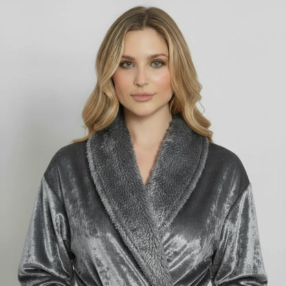 Women's Ultra-Soft Plush Bathrobe